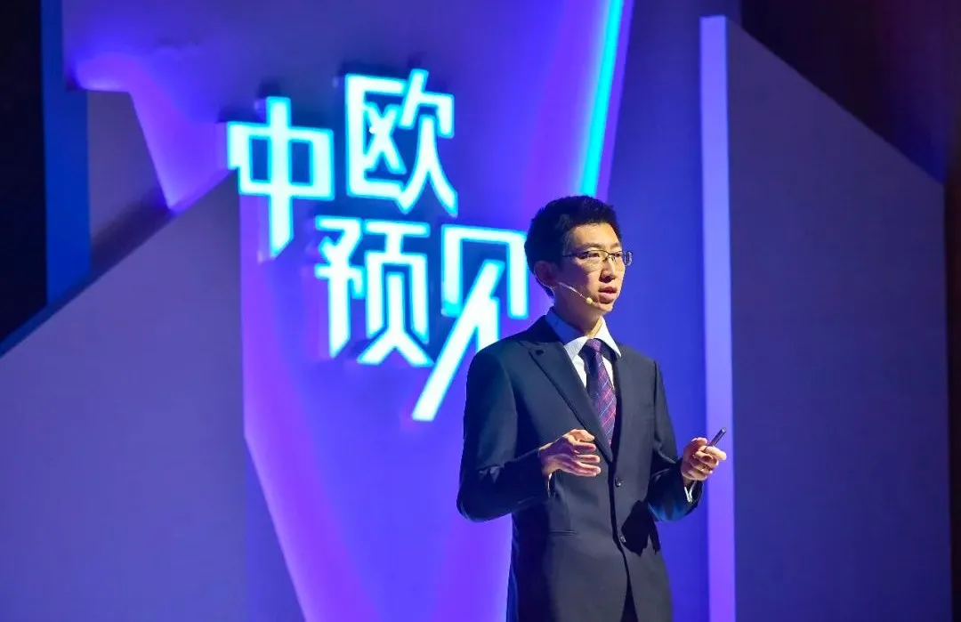 取消一線匯報(bào)、管理者寫周報(bào)，明略科技的組織數(shù)字化轉(zhuǎn)型實(shí)踐